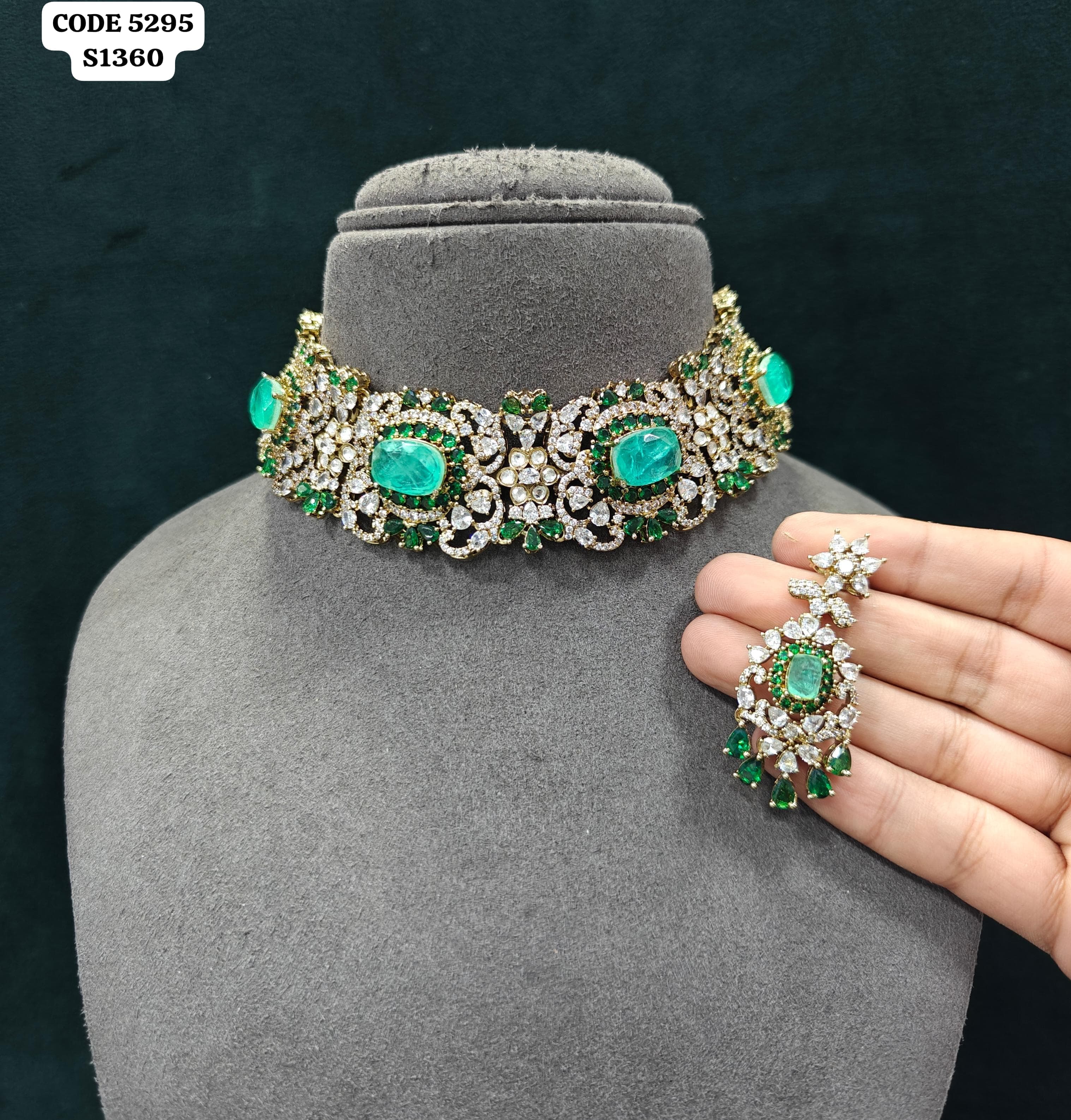 Necklace Set 058